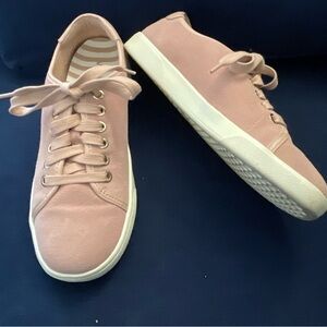 Vionic Sunny Brinley sneaker